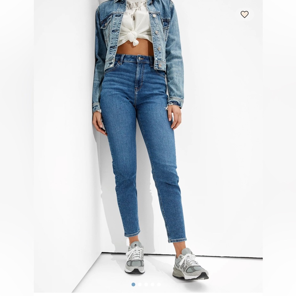 American Eagle Mom Straight Jean Classic Blue Comfort Stretch Waistband 8 Long